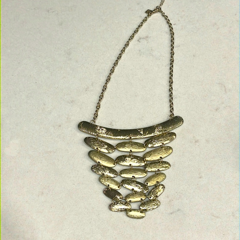 1-1/2” Goldtone Statement Necklace